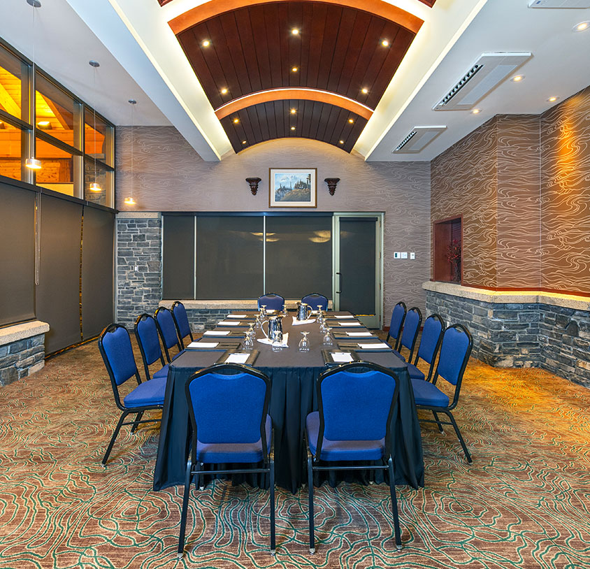 Palliser Salon